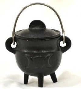 Triple Moon Cast Iron Cauldron w/lid 3"H 2.75"D